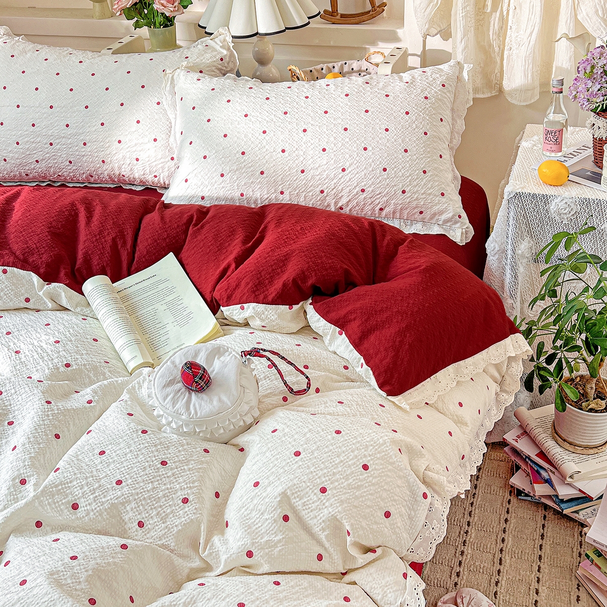 91家纺网 家纺一手货源 找家纺 一比一家纺 2026新款泡芙纱花边四件套 红啵啵