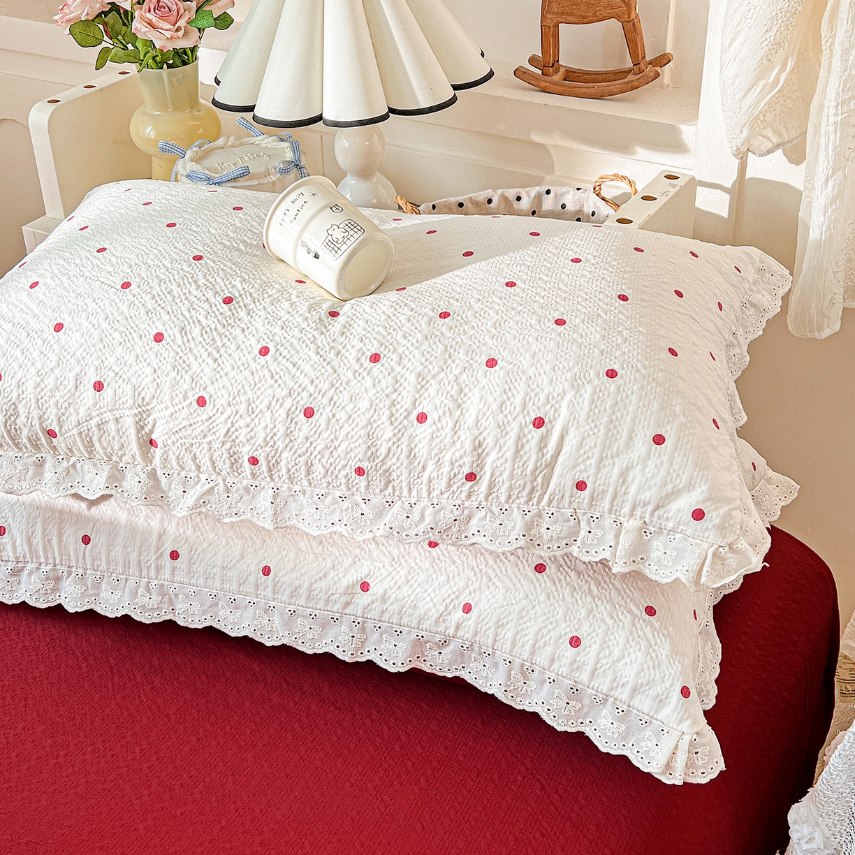 91家纺网 家纺一手货源 找家纺 一比一家纺 2026新款泡芙纱花边四件套 红啵啵