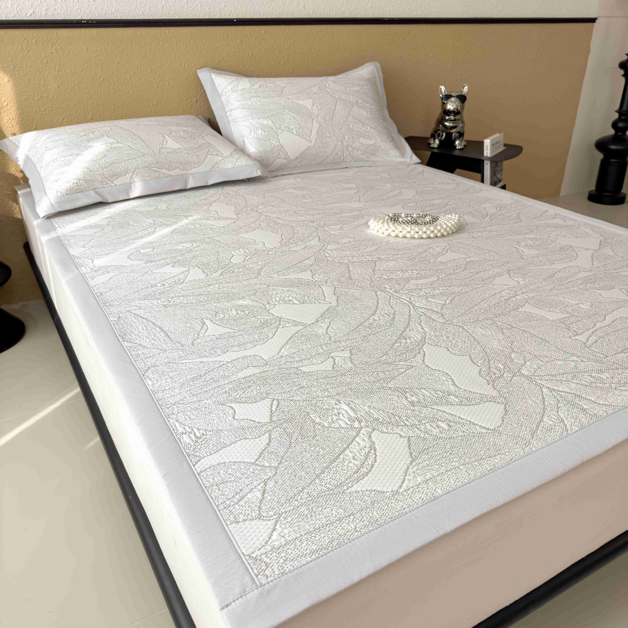 91家纺网 家纺一手货源 找家纺 孩子王家纺 2026春夏新款凉感过0.21夏天家用软席子可机洗空调席夏季高端华夫格凉席三件套 家大叶大-沥青浅灰 床单款