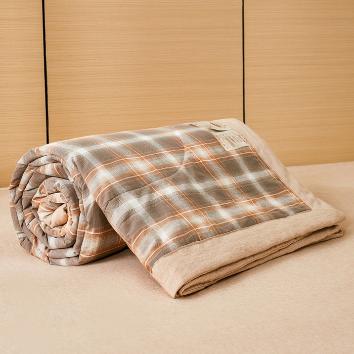 91家纺网 家纺一手货源 找家纺 81号家纺 2026新款全棉纯棉色织棉花夏被夏凉被空调被 暖咖格