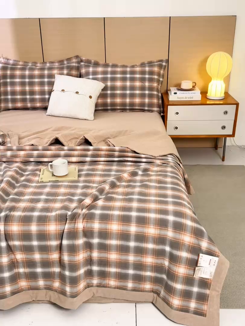 91家纺网 家纺一手货源 找家纺 81号家纺 2026新款全棉纯棉色织棉花夏被夏凉被空调被 暖咖格