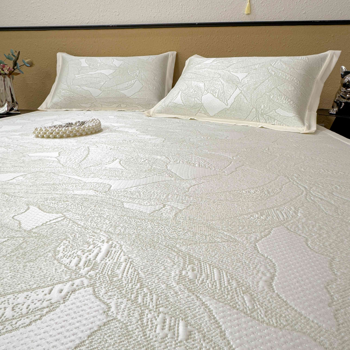 91家纺网 家纺一手货源 找家纺 孩子王家纺 2026春夏新款凉感过0.21夏天家用软席子可机洗空调席夏季高端华夫格凉席三件套 家大叶大-松果绿 床单款