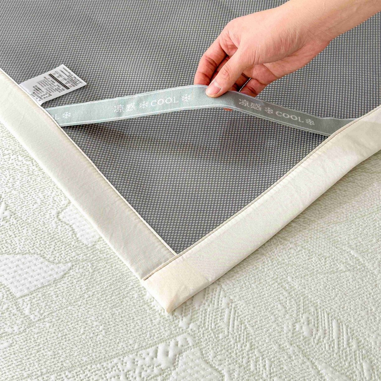 91家纺网 家纺一手货源 找家纺 孩子王家纺 2026春夏新款凉感过0.21夏天家用软席子可机洗空调席夏季高端华夫格凉席三件套 家大叶大-松果绿 床单款