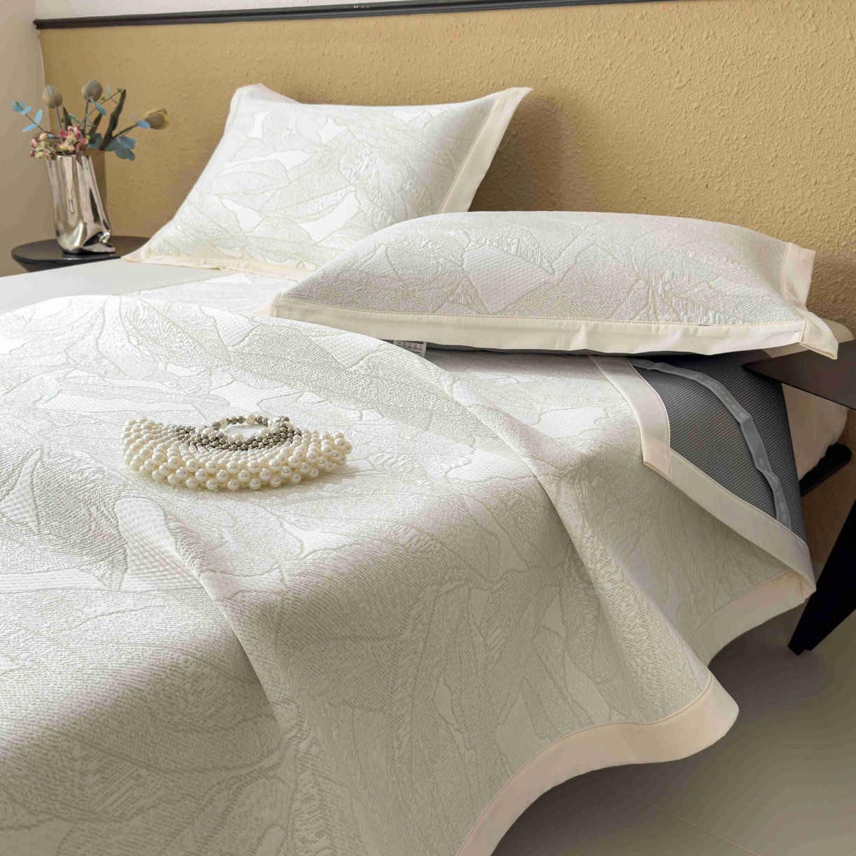 91家纺网 家纺一手货源 找家纺 孩子王家纺 2026春夏新款凉感过0.21夏天家用软席子可机洗空调席夏季高端华夫格凉席三件套 家大叶大-松果绿 床单款