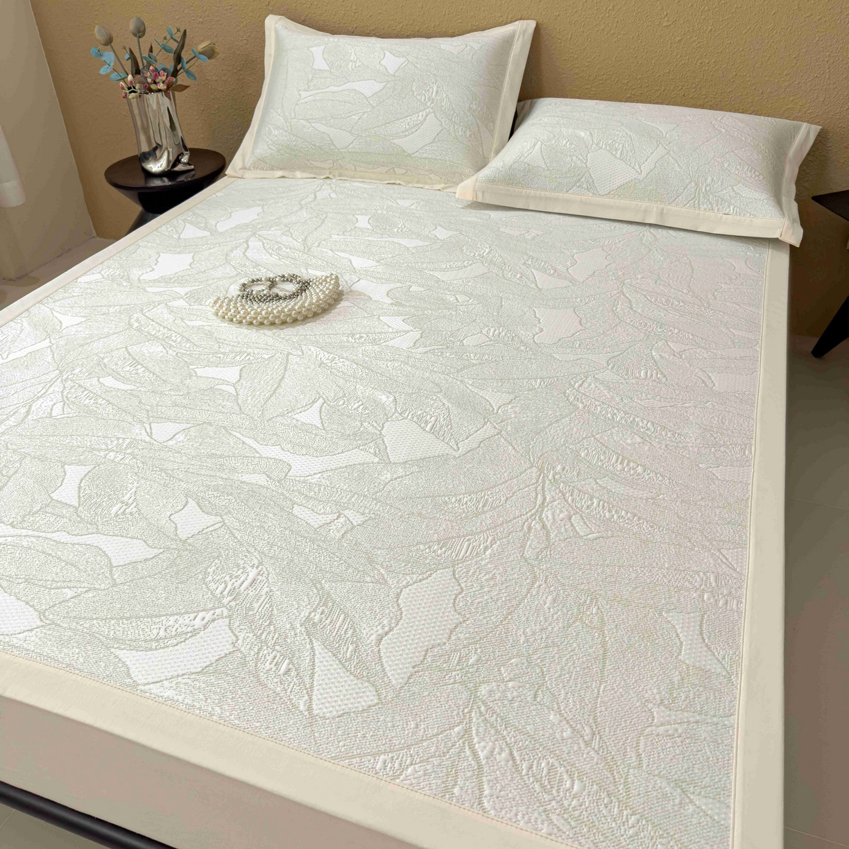 91家纺网 家纺一手货源 找家纺 孩子王家纺 2026春夏新款凉感过0.21夏天家用软席子可机洗空调席夏季高端华夫格凉席三件套 家大叶大-松果绿 床单款