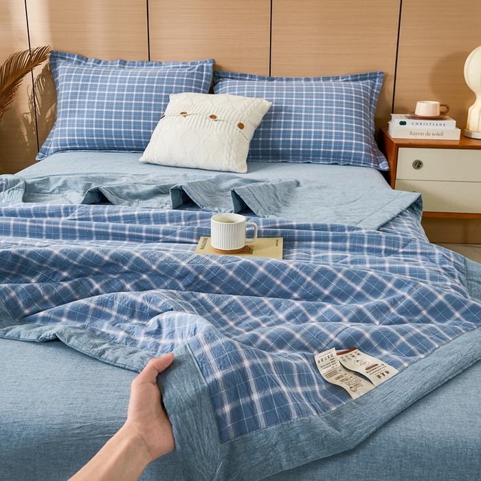 91家纺网 家纺一手货源 找家纺 81号家纺 2026新款全棉纯棉色织棉花夏被夏凉被空调被 天蓝格