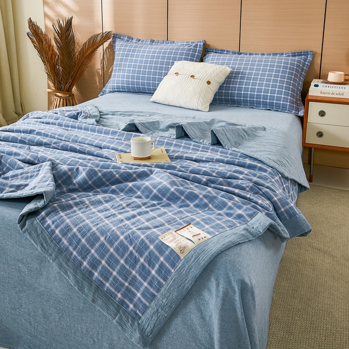 91家纺网 家纺一手货源 找家纺 81号家纺 2026新款全棉纯棉色织棉花夏被夏凉被空调被 天蓝格