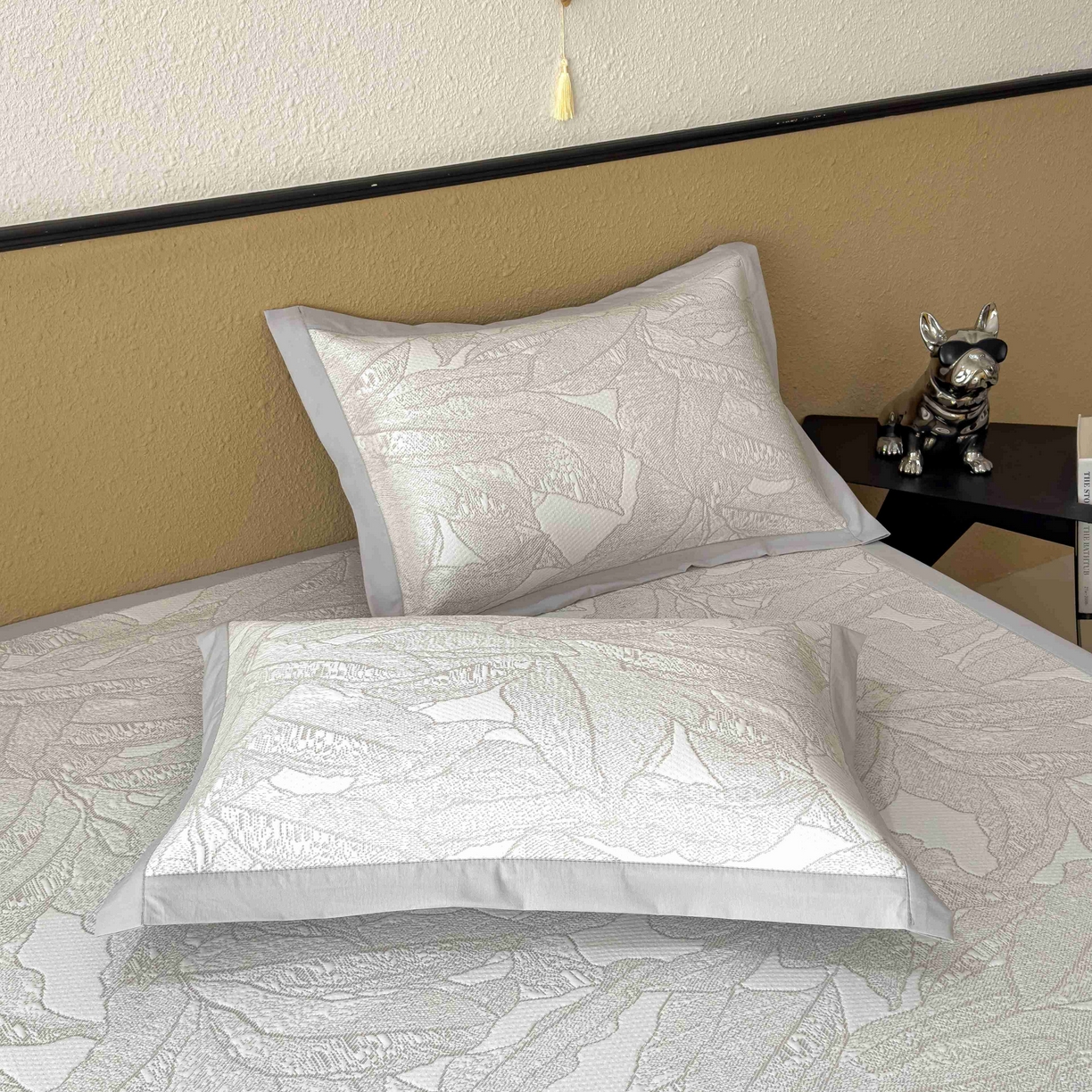 91家纺网 家纺一手货源 找家纺 孩子王家纺 2026春夏新款凉感过0.21夏天家用软席子可机洗空调席夏季高端华夫格凉席三件套 家大叶大-棕雾咖 床单款