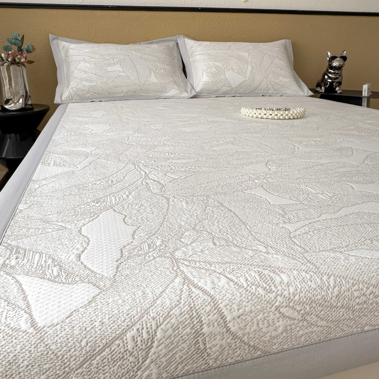 91家纺网 家纺一手货源 找家纺 孩子王家纺 2026春夏新款凉感过0.21夏天家用软席子可机洗空调席夏季高端华夫格凉席三件套 家大叶大-棕雾咖 床单款