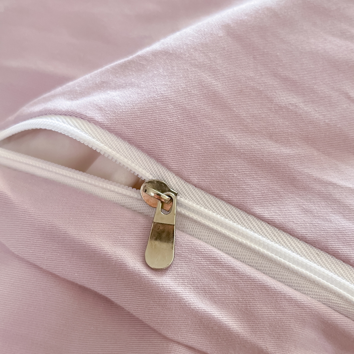 91家纺网 家纺一手货源 找家纺 如一 2026新款全棉纯棉华夫格大版数码印花四件套 长耳兔