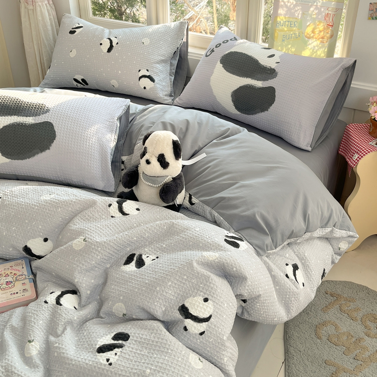 91家纺网 家纺一手货源 找家纺 如一 2026新款全棉纯棉华夫格大版数码印花四件套 熊猫灰