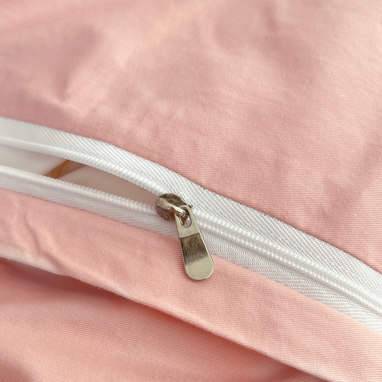 91家纺网 家纺一手货源 找家纺 如一 2026新款全棉纯棉华夫格大版数码印花四件套 粉蒂猫