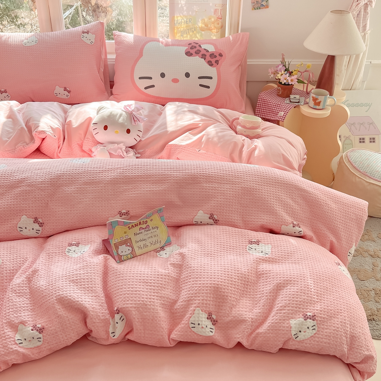 91家纺网 家纺一手货源 找家纺 如一 2026新款全棉纯棉华夫格大版数码印花四件套 粉蒂猫