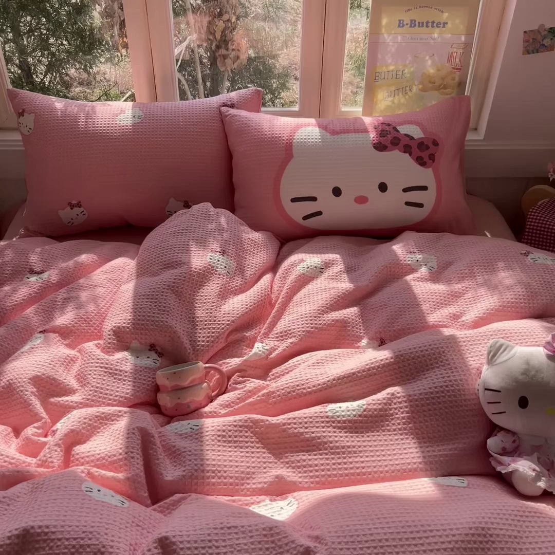 91家纺网 家纺一手货源 找家纺 如一 2026新款全棉纯棉华夫格大版数码印花四件套 粉蒂猫