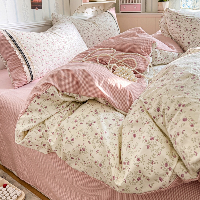 91家纺网 家纺一手货源 找家纺 韩秀家纺 2026新款A类仿棉四件套超柔古法棉水洗棉法式花边床笠四件套 烟雨嫩粉玉（提供买家秀）