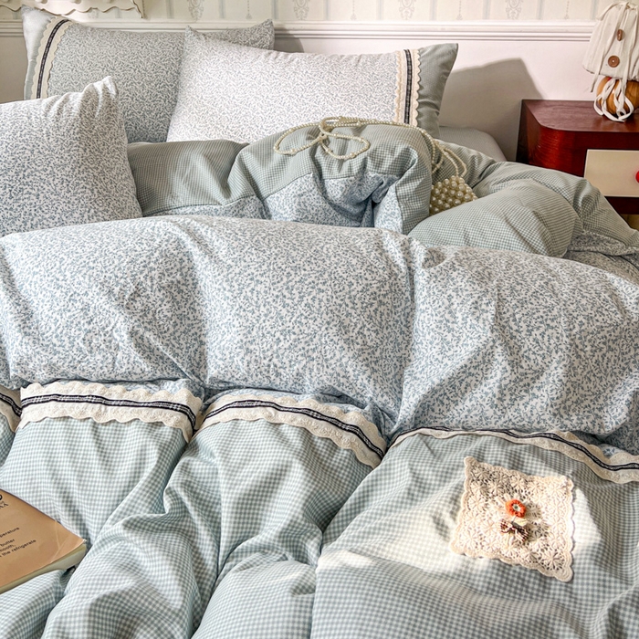 91家纺网 家纺一手货源 找家纺 韩秀家纺 2026新款A类仿棉四件套超柔古法棉水洗棉法式花边床笠四件套 烟雨浅兰（提供买家秀）