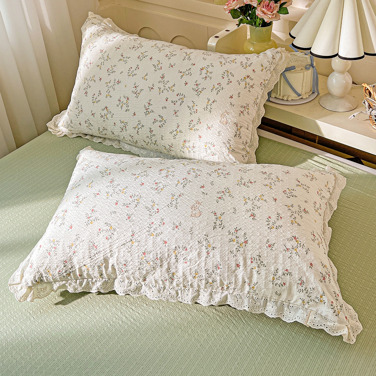 91家纺网 家纺一手货源 找家纺 一比一家纺 2026新款泡芙纱花边四件套 花与兔