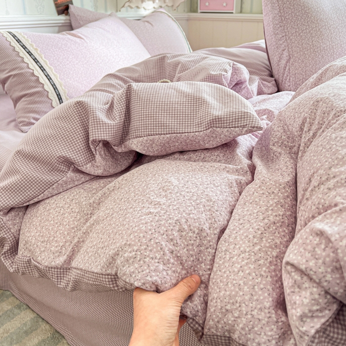 91家纺网 家纺一手货源 找家纺 韩秀家纺 2026新款A类仿棉四件套超柔古法棉水洗棉法式花边床笠四件套 烟雨浅紫（提供买家秀）