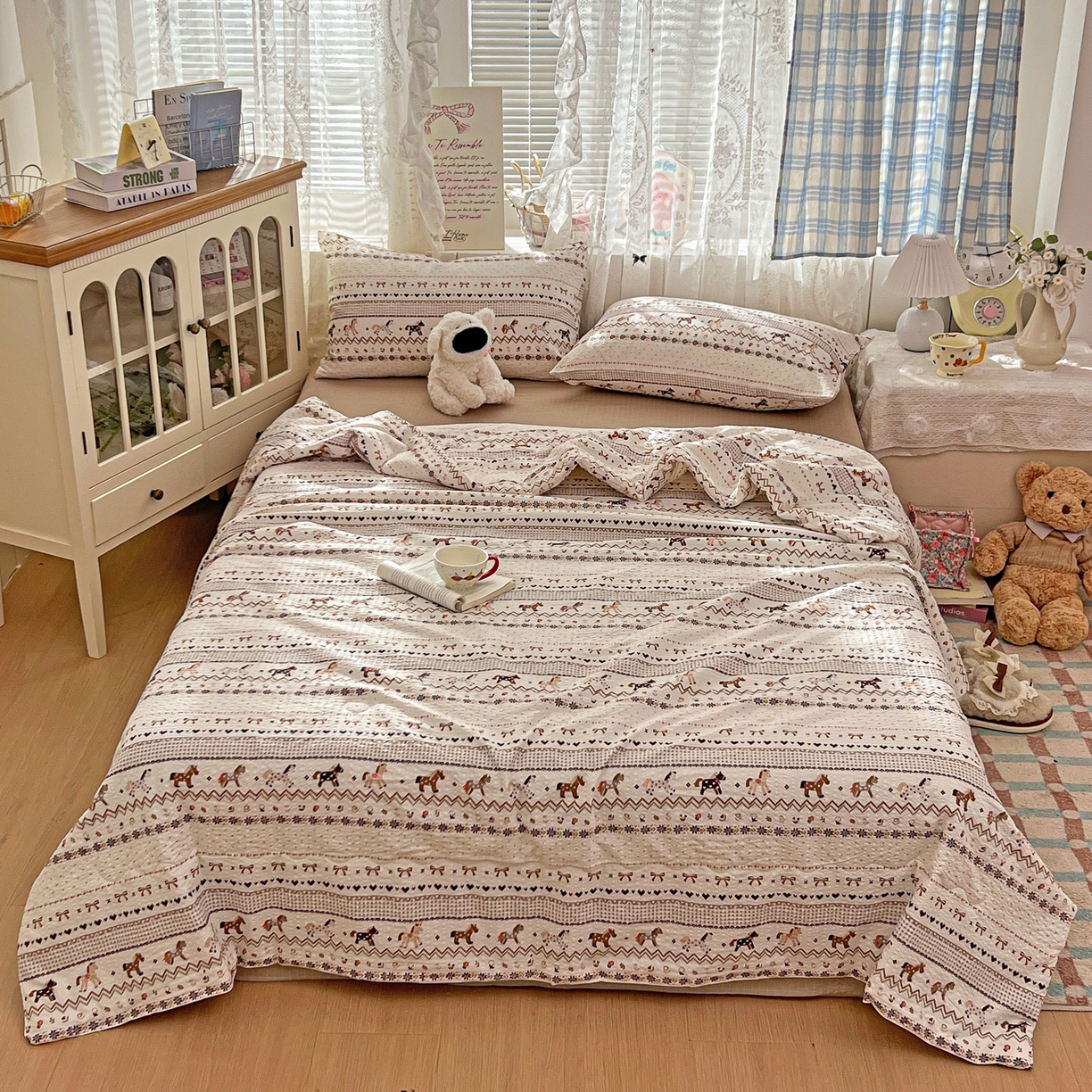 91家纺网 家纺一手货源 找家纺 老K (原美阁） 2026新款泡芙棉夏被四件套双层纱泡芙纱单夏被 焦糖布丁