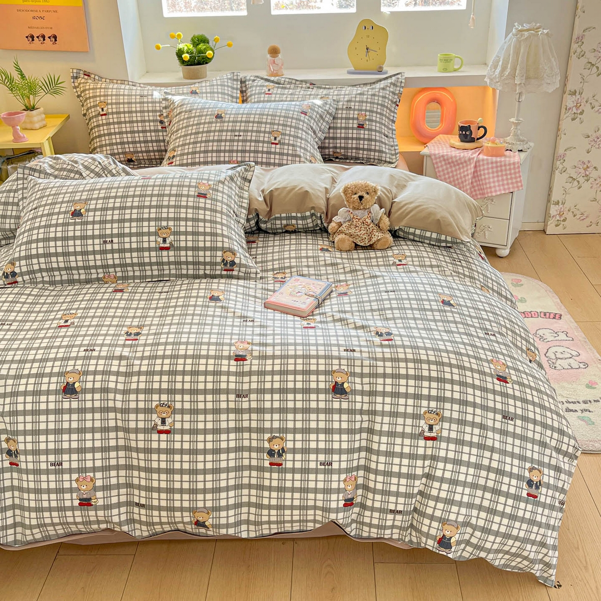 91家纺网 家纺一手货源 找家纺 涵宸家纺 2026新款全棉印花小清新四件套 小熊院风