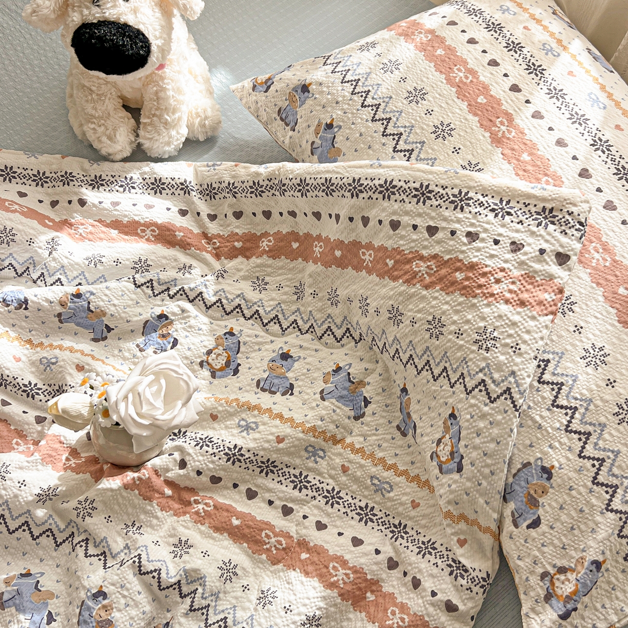 91家纺网 家纺一手货源 找家纺 老K (原美阁） 2026新款泡芙棉夏被四件套双层纱泡芙纱单夏被 萌小马乐园