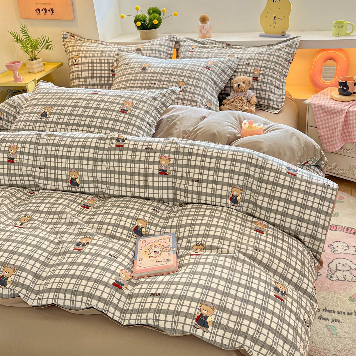 91家纺网 家纺一手货源 找家纺 涵宸家纺 2026新款全棉印花小清新四件套 小熊院风