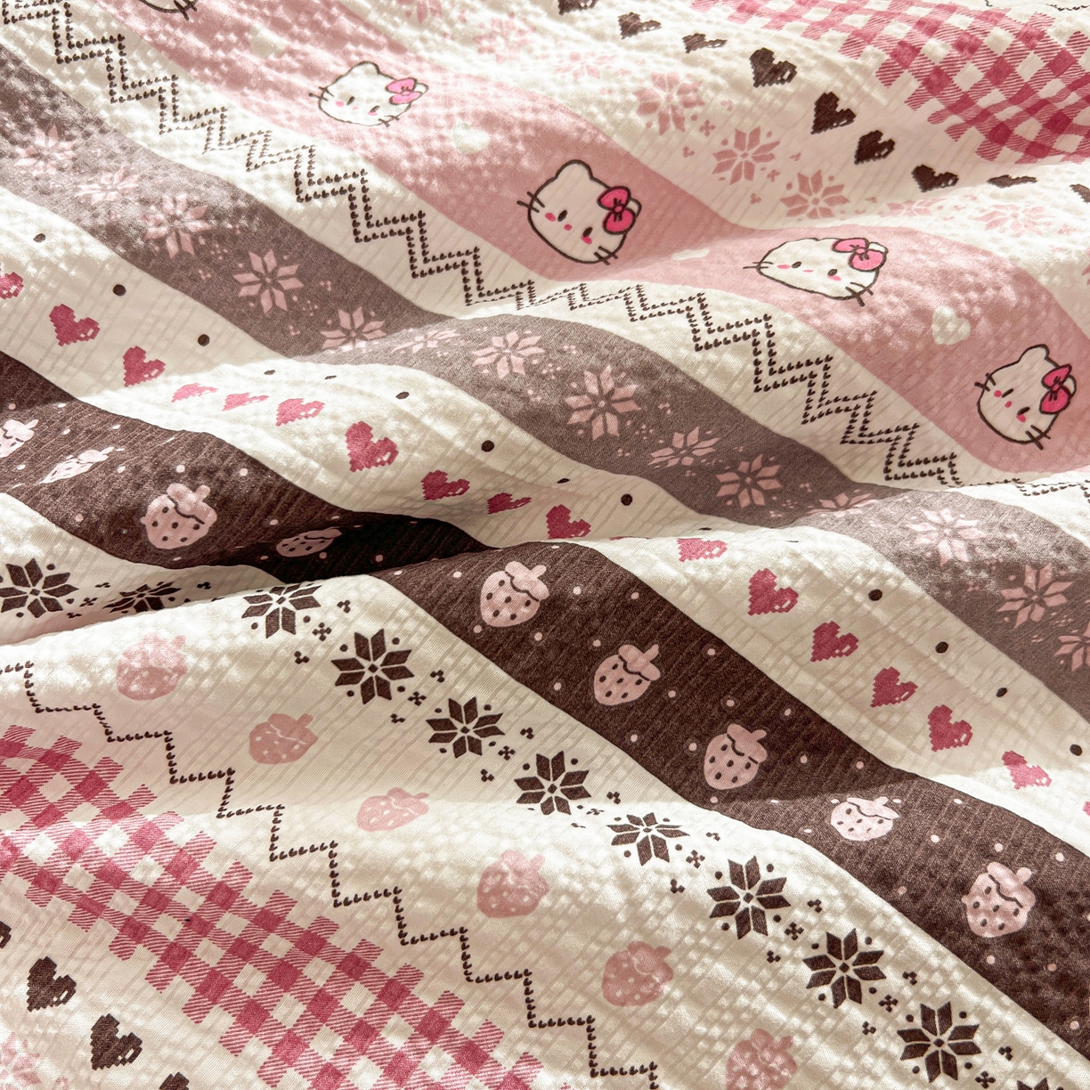 91家纺网 家纺一手货源 找家纺 老K (原美阁） 2026新款泡芙棉夏被四件套双层纱泡芙纱单夏被 奶萌凯蒂粉