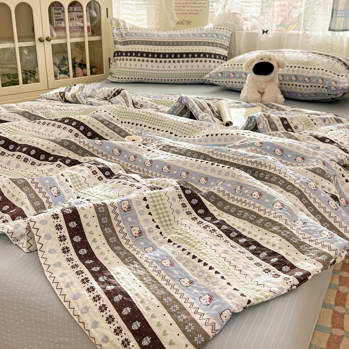 91家纺网 家纺一手货源 找家纺 老K (原美阁） 2026新款泡芙棉夏被四件套双层纱泡芙纱单夏被 奶萌凯蒂蓝