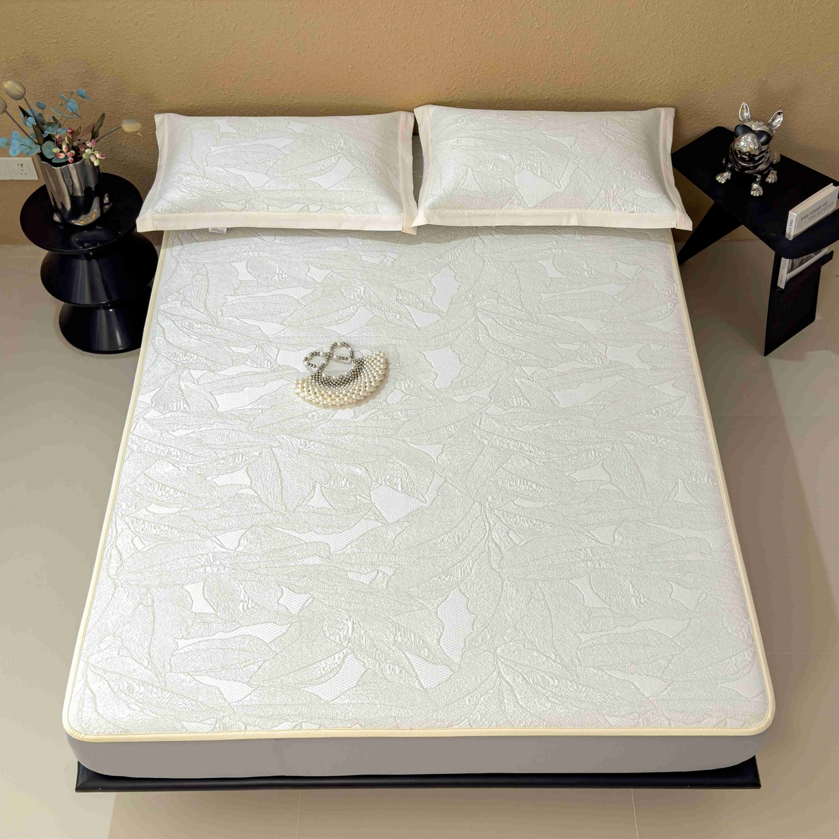 91家纺网 家纺一手货源 找家纺 孩子王家纺 2026春夏新款凉感过0.21夏天家用软席子可机洗空调席夏季高端华夫格凉席三件套 家大叶大-松果绿 床笠款