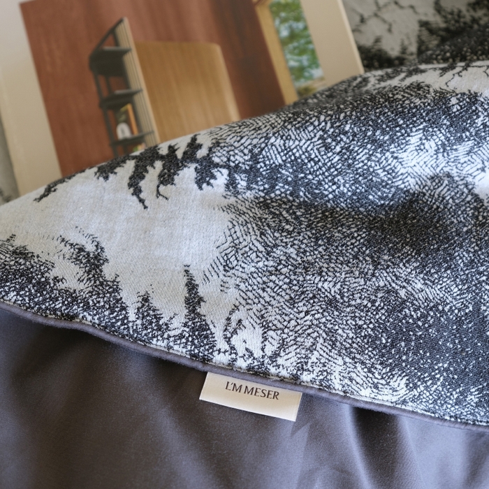 91家纺网 家纺一手货源 找家纺 佳汐蓝家纺 2026新款【慢性子】系列色织提花夏被&四件套 迷雾森林（灰）