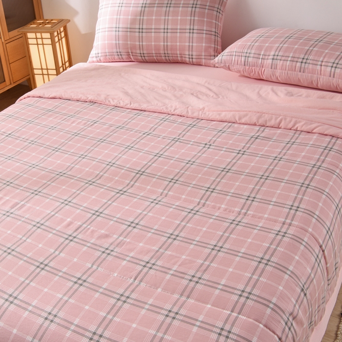 91家纺网 家纺一手货源 找家纺 欧朵家纺 2026春夏新款水洗棉新疆棉花被夏凉被空调被 乔南-粉