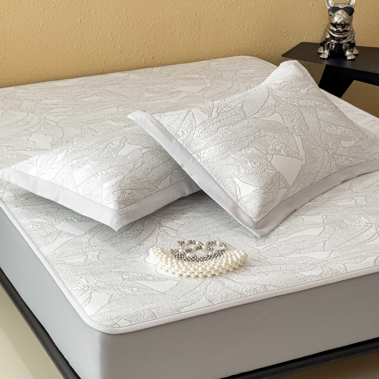 91家纺网 家纺一手货源 找家纺 孩子王家纺 2026春夏新款凉感过0.21夏天家用软席子可机洗空调席夏季高端华夫格凉席三件套 家大叶大-天空蓝 床笠款