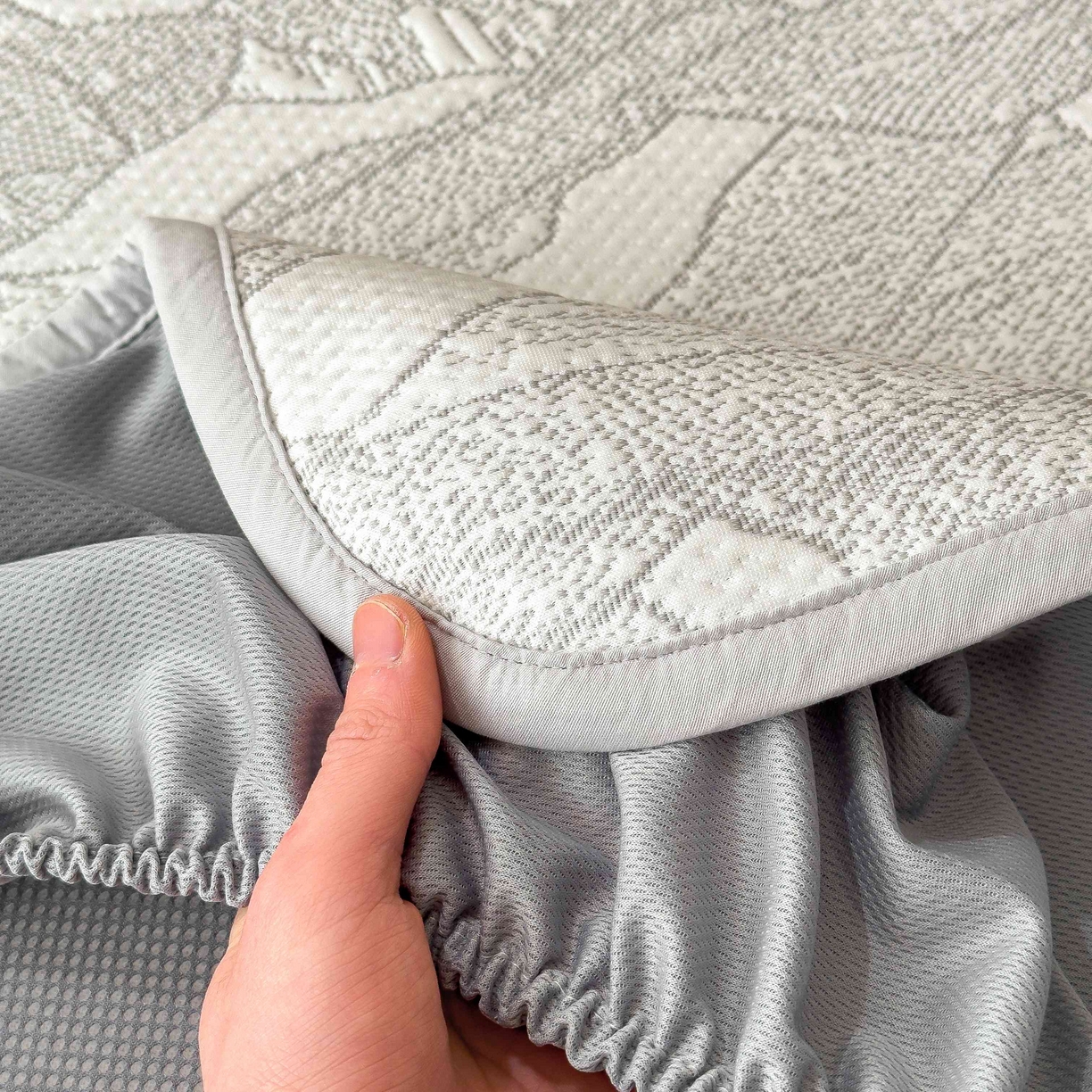 91家纺网 家纺一手货源 找家纺 孩子王家纺 2026春夏新款凉感过0.21夏天家用软席子可机洗空调席夏季高端华夫格凉席三件套 家大叶大-天空蓝 床笠款