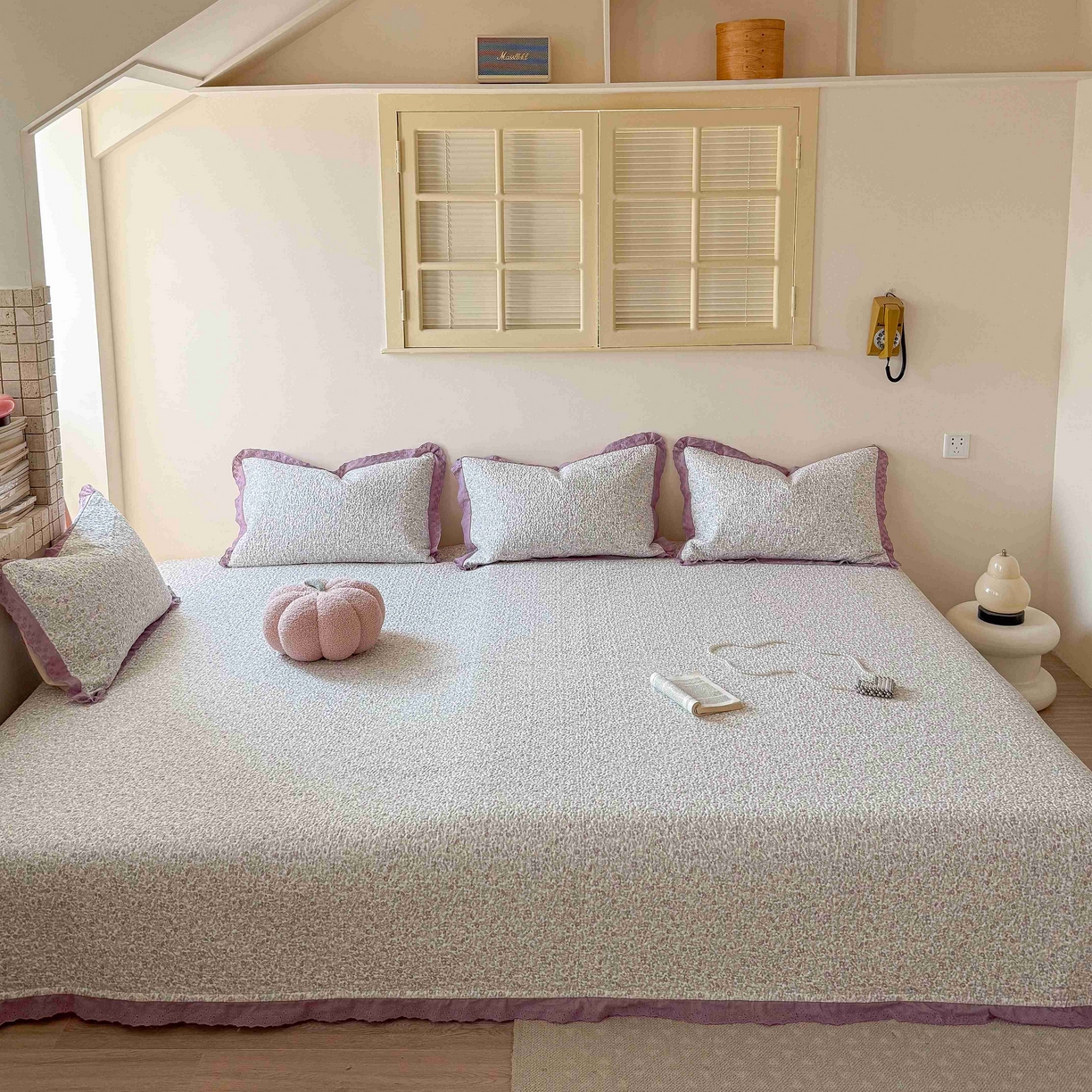 91家纺网 家纺一手货源 找家纺 乐野家居 2026新款支持定制法式花边纯棉榻榻米三件套全棉有氧双层纱床盖三件套四季通用 紫萝织梦