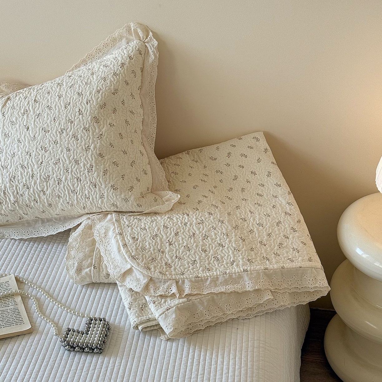 91家纺网 家纺一手货源 找家纺 乐野家居 2026新款印花全棉有氧双层纱床盖三件套 白桃乌龙