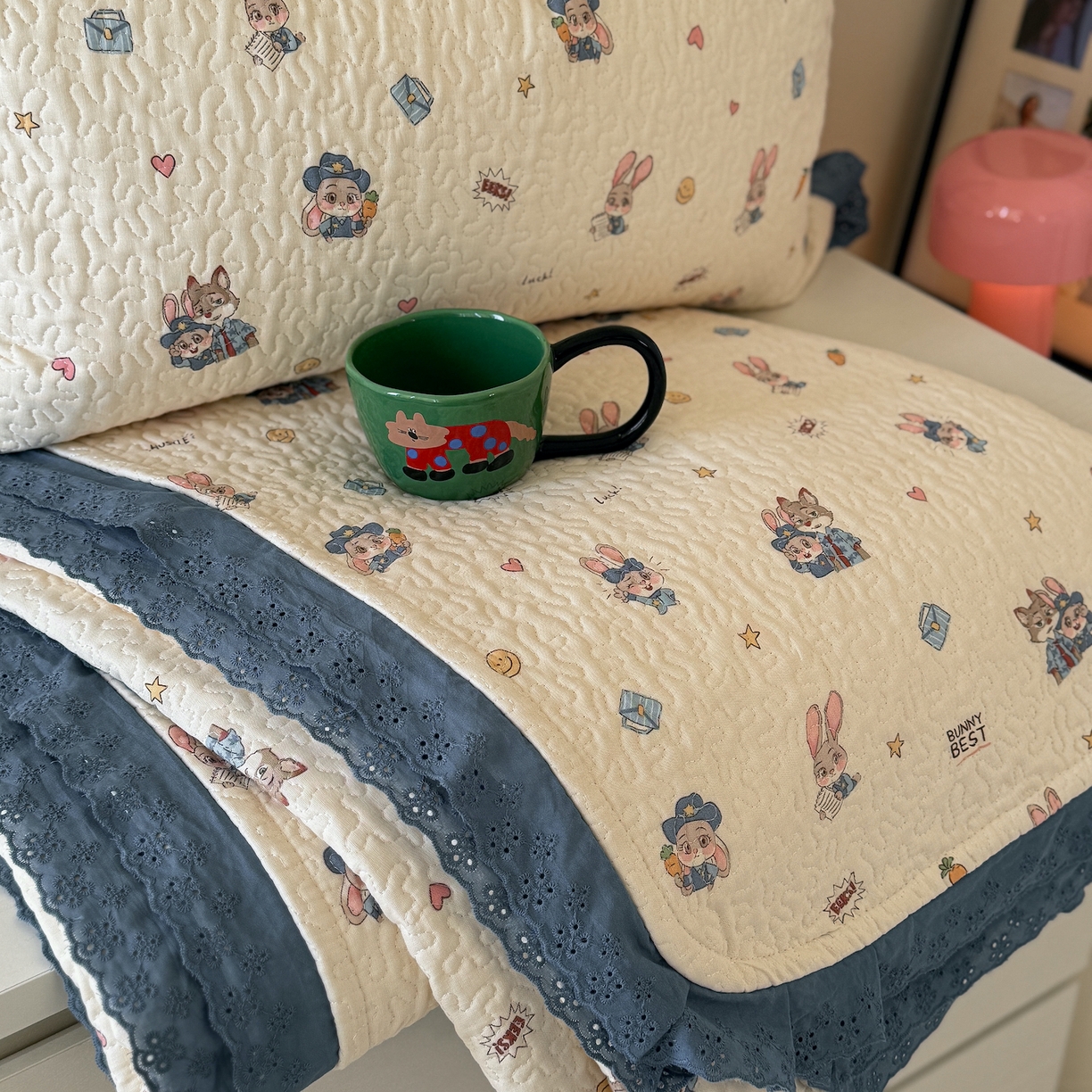 91家纺网 家纺一手货源 找家纺 乐野家居 2026新款印花全棉有氧双层纱床盖三件套 快乐动物城