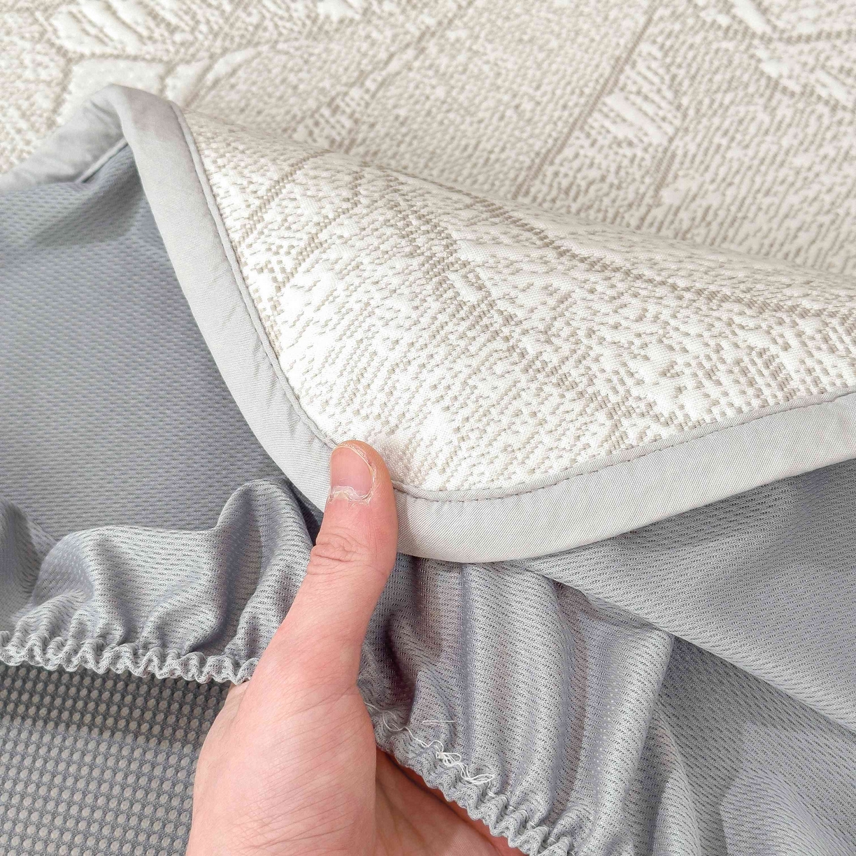 91家纺网 家纺一手货源 找家纺 孩子王家纺 2026春夏新款凉感过0.21夏天家用软席子可机洗空调席夏季高端华夫格凉席三件套 家大叶大-棕雾咖 床笠款