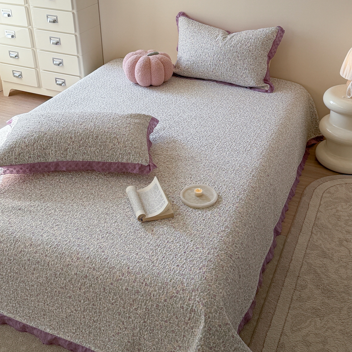 91家纺网 家纺一手货源 找家纺 乐野家居 2026新款印花全棉有氧双层纱床盖三件套 紫萝织梦