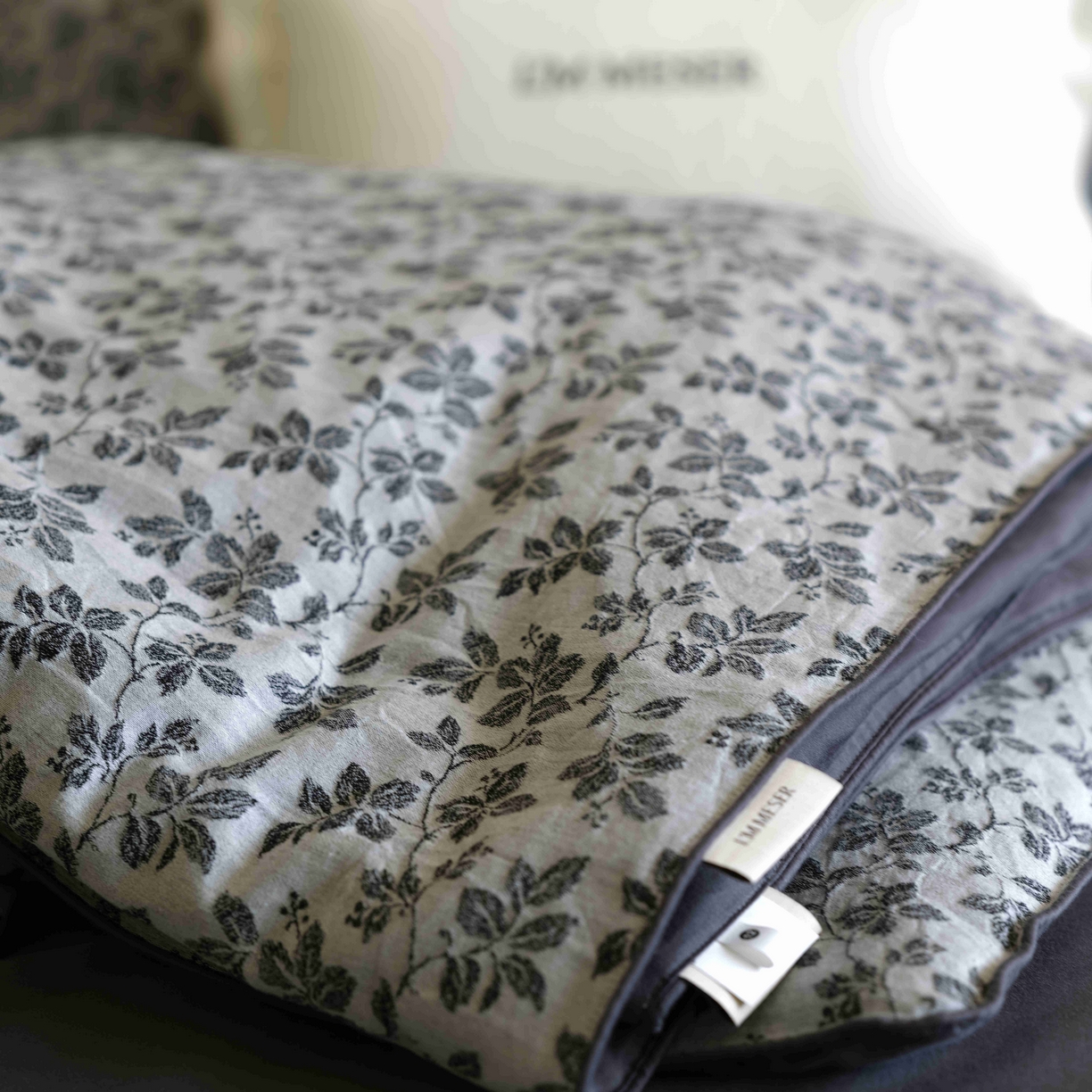 91家纺网 家纺一手货源 找家纺 佳汐蓝家纺 2026新款【慢性子】系列色织提花夏被&四件套 墨染（灰）