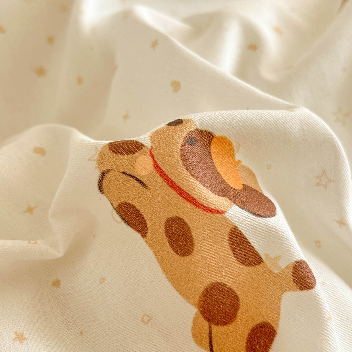 91家纺网 家纺一手货源 找家纺 涵宸家纺 2026新款全棉印花小清新四件套 幸运萌汪