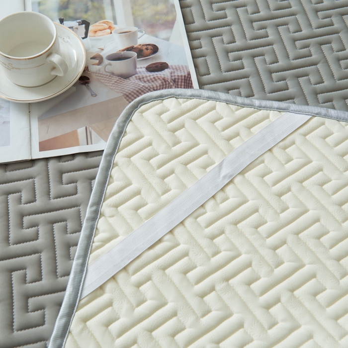 91家纺网 家纺一手货源 找家纺 玖玖爱家纺 2026新款天然乳水洗胶凉感丝凉席三件套 灰