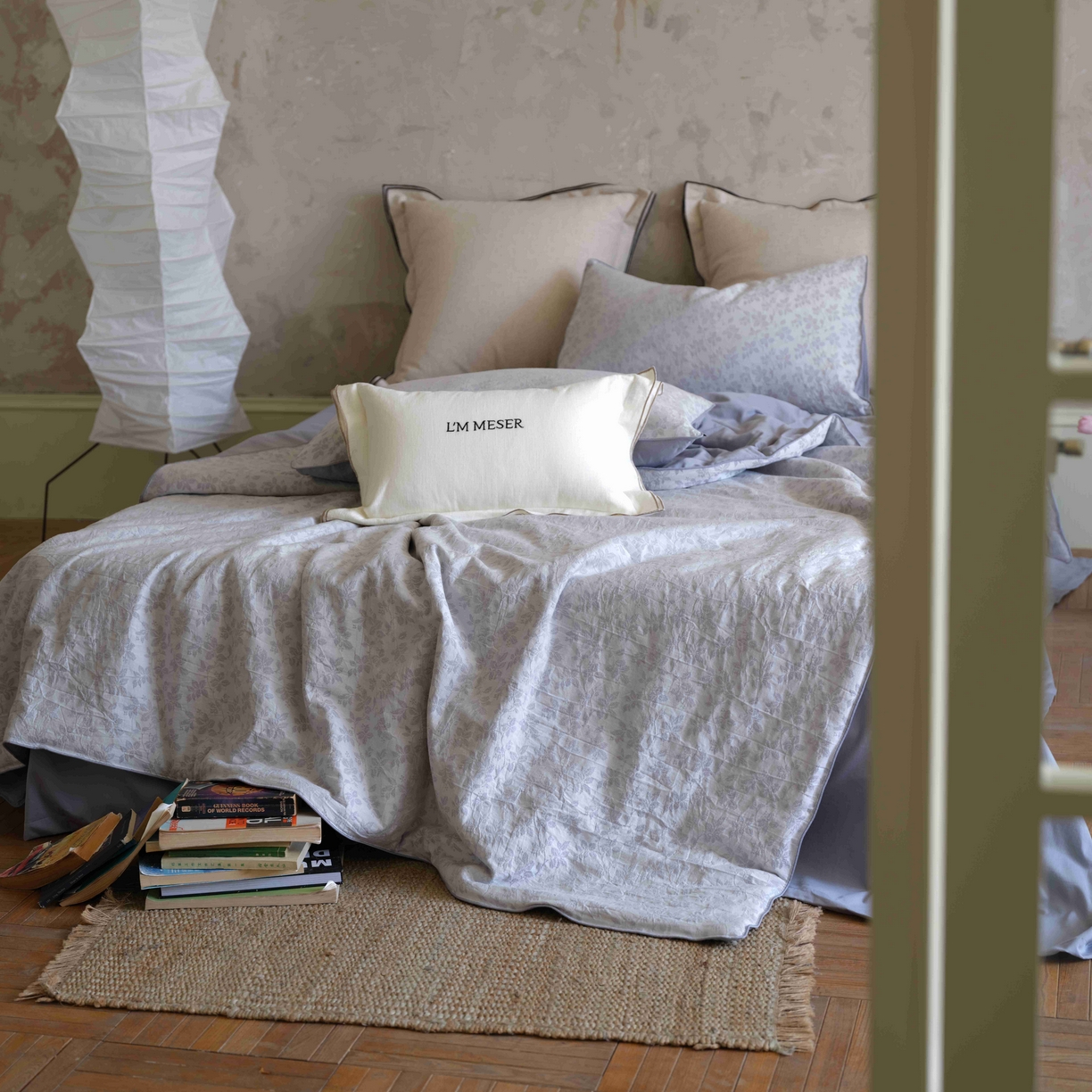 91家纺网 家纺一手货源 找家纺 佳汐蓝家纺 2026新款【慢性子】系列色织提花夏被&四件套 墨染（蓝）