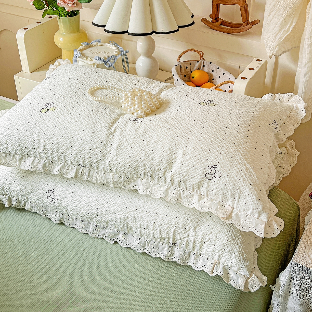 91家纺网 家纺一手货源 找家纺 一比一家纺 2026新款泡芙纱花边四件套 青梅酱