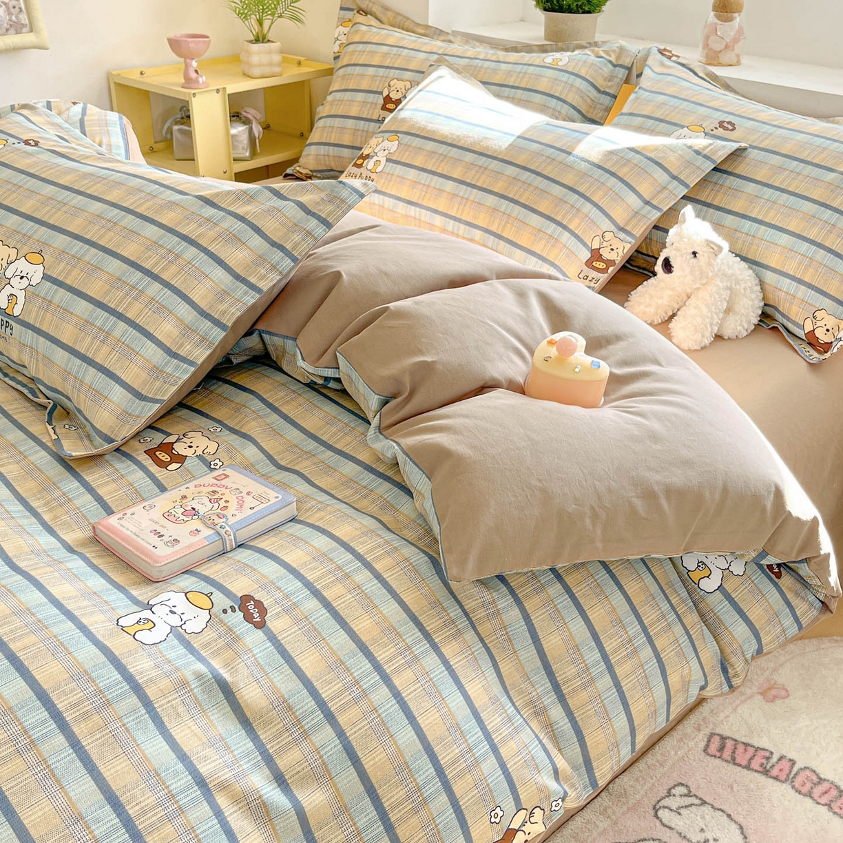 91家纺网 家纺一手货源 找家纺 涵宸家纺 2026新款全棉印花小清新四件套 自拍小狗