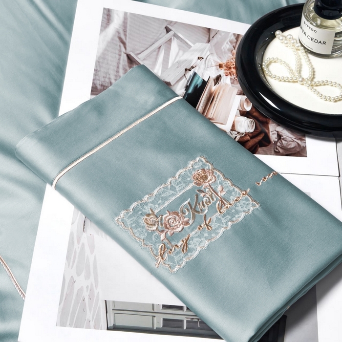 91家纺网 家纺一手货源 找家纺 玖玖爱家纺 2026新款柔软亲肤天丝棉刺绣四件套-华莹 华莹-纯净兰