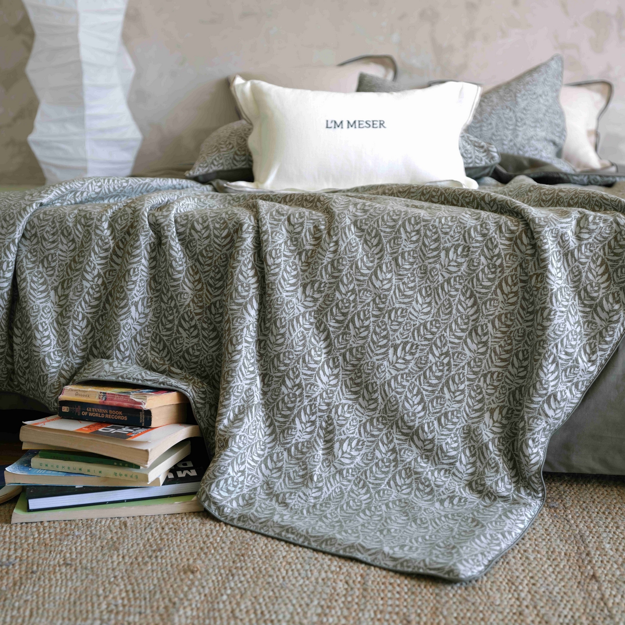 91家纺网 家纺一手货源 找家纺 佳汐蓝家纺 2026新款【慢性子】系列色织提花夏被&四件套 枝几