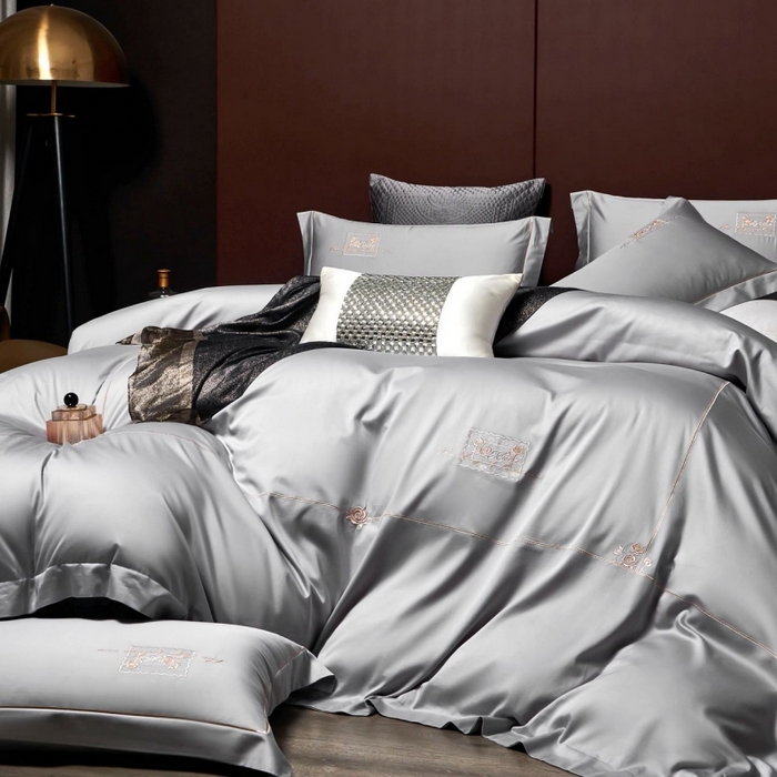 91家纺网 家纺一手货源 找家纺 玖玖爱家纺 2026新款柔软亲肤天丝棉刺绣四件套-华莹 华莹-绅士灰