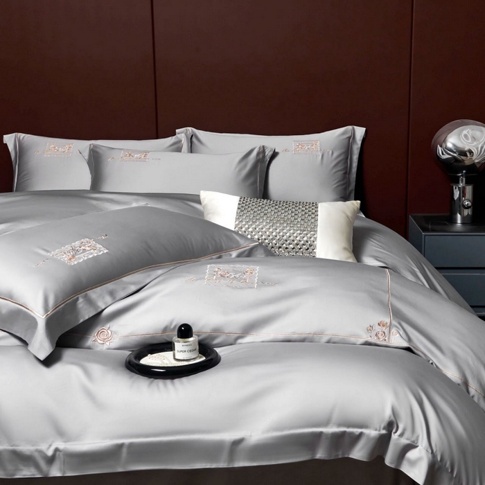 91家纺网 家纺一手货源 找家纺 玖玖爱家纺 2026新款柔软亲肤天丝棉刺绣四件套-华莹 华莹-绅士灰