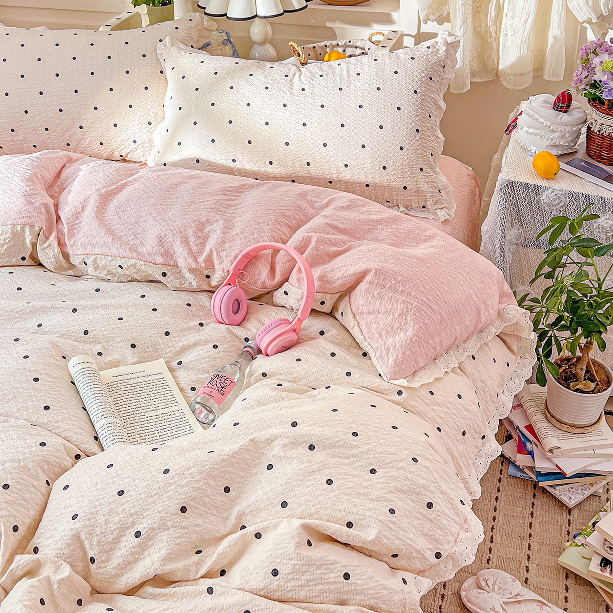 91家纺网 家纺一手货源 找家纺 一比一家纺 2026新款泡芙纱花边四件套 情书