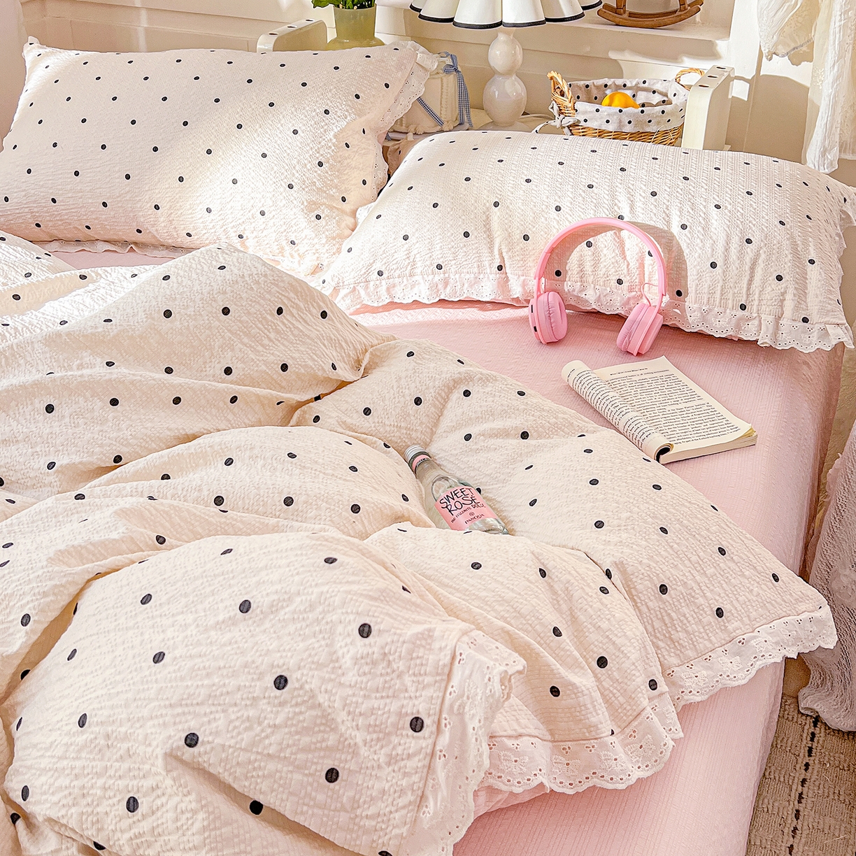 91家纺网 家纺一手货源 找家纺 一比一家纺 2026新款泡芙纱花边四件套 情书